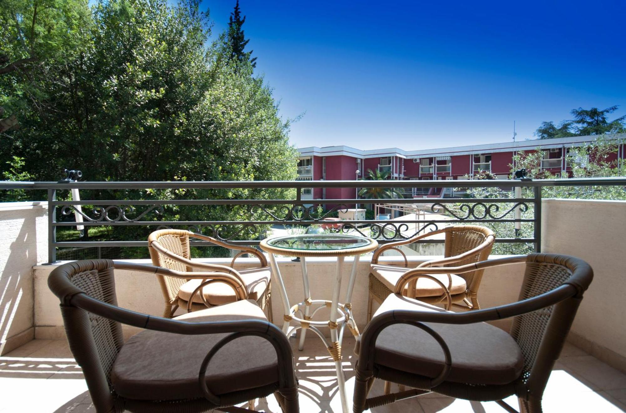 Captain Apartments Budva Ngoại thất bức ảnh
